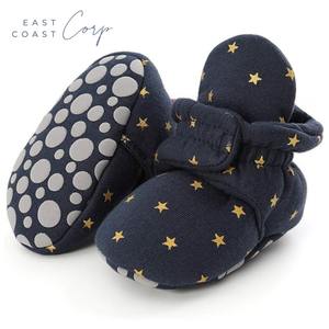 Botín de lana acogedor para bebés, zapatilla para recién nacidos, Otoño, estilo occidental, invierno, pinza cálida, zapatos de cuna antideslizantes para niño y niña - Product Image 1