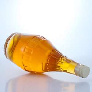 Bouteille en <span class=keywords><strong>verre</strong></span> gaufré <span class=keywords><strong>vintage</strong></span> pour spiritueux, bouteille à liqueur à fond épais pour whisky, brandy, <span class=keywords><strong>rhum</strong></span>, fabrication OEM haut de gamme - Product Image 4