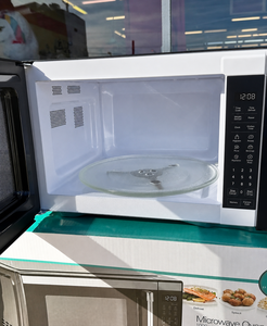 Four à micro-ondes électrique grande capacité 1,1 pi³ 1000W, appareil de cuisine de comptoir avec fonction dégivrage - Product Image 2