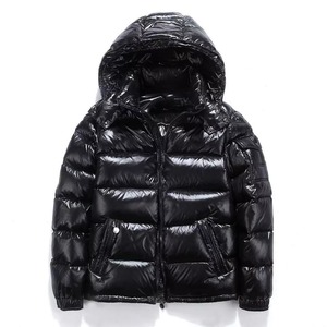 Manteau matelassé noir brillant à capuche surdimensionné imperméable avec logo OEM Veste d'hiver matelassée personnalisée pour hommes - Product Image 5