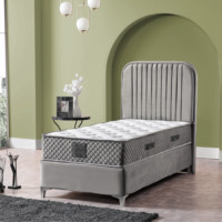 Base de lit de rangement tuftée de style industriel Cadre métallique modulaire souple avec caractéristiques