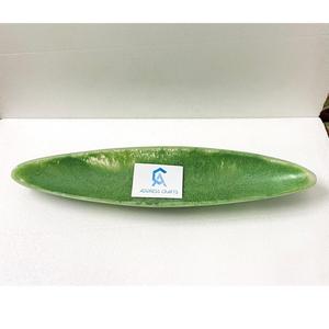 Bandeja de servicio de resina hecha a mano ecológica de gran tamaño con forma de barco de textura de mármol para uso en restaurantes y hoteles - Product Image 2