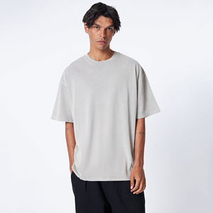 T-shirt pour homme à col rond de haute qualité, en tissu tricoté uni avec motif de lettres, logo personnalisé, séchage rapide - Product Image 1