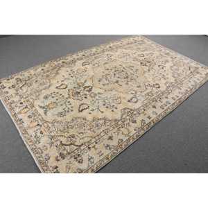 Turkish Vintage Rug 5.4x8.8 ft (165x268 cm), <b>Yellow</b> <b>Wool</b> Rug - Product Image 4