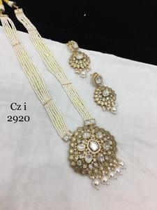 Élégant ensemble collier et boucles d'oreilles Kundan Moshniite pour les mariages fêtes fiançailles ajoute de la beauté à votre style - Product Image 5