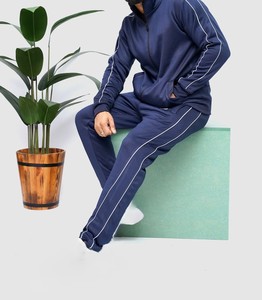 ชุดกีฬาผู้ชายแนวสตรีทชุดวิ่งขนาดพลัสไซส์มีซิปรูด - Product Image 2