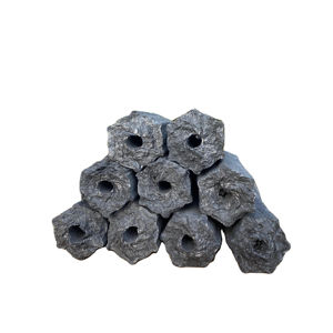 Charbon de bois de haute qualité 85-90% de carbone fixe Briquettes fabriquées à la machine Bois dur Cendres 3% - Charbon de bois pour barbecue - Product Image 1