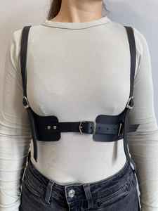 Ceinture de harnais de poitrine en cuir véritable noir accessoire de corps gothique réglable LWH-0060 - Product Image 3