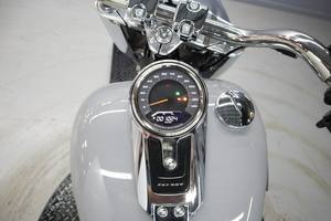 ประสิทธิภาพพลังงาน Ha-RL-E-Y-D-A-V-I-D-S-O-N 1920cc เครื่องยนต์ V-TWIN แรงบิด83Nm 6สปีดพร้อมมอเตอร์ไซค์เพื่อส่ง - Product Image 6