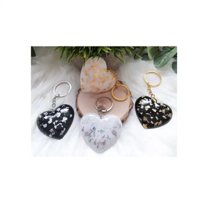 Llavero Clásico de Resina y Madera con Diseños de Panda y Frutas, Monedero Ecológico para el Hogar y Viajes - Product Image 5