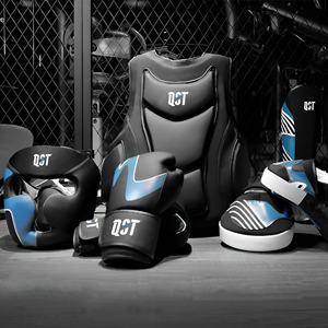Conjuntos de boxeo personalizados, guantes, tocados, espinilleras, protector de ingle, logotipo OEM, equipo de combate de cuero genuino, QST internacional para hombres y jóvenes - Product Image 5