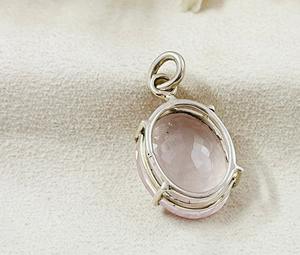 Collier pendentif en argent sterling fait à la main en quartz rose naturel pierre précieuse diamant pierre principale lunette réglage incrustation charme chic - Product Image 2