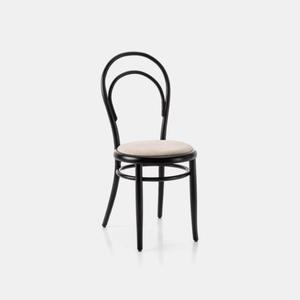Chaises en fer au design ergonomique élégant avec cadres durables assurant le confort pour les repas en plein air et les réunions décontractées - Product Image 5