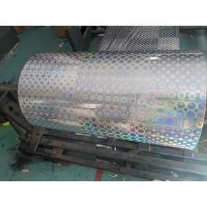 Rollo de Película PET Holográfica Metalizada Difractiva Transparente, Resistente a la Humedad, Elástica, Decorativa, para Manualidades, Lazos, Recubrimientos y Otros Usos - Product Image 1