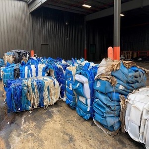 Déchets de fûts bleus post-consommation pour le recyclage en nouveaux produits plastiques - Product Image 4