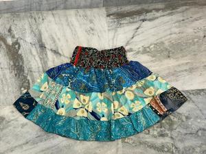 Jupe en soie à design attrayant, jupe mi-longue confortable à imprimé floral, sensation décontractée, tenue de plage d'été pour femmes - Product Image 6