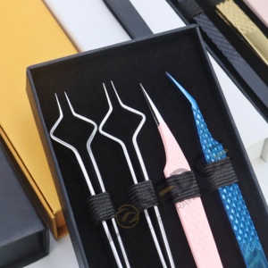 Juego de pinzas de extensión de pestañas de volumen de punta de fibra de acero inoxidable en caja personalizadas de alta calidad precios al por mayor de etiqueta privada - Product Image 4