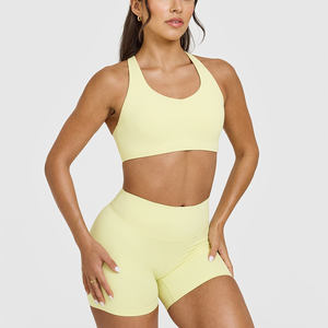 Pantalones cortos unificados amarillo Pastel de calidad superior y Sujetador deportivo de movimiento suave escote redondo conjunto de dos piezas de entrenamiento para mujer - Product Image 1