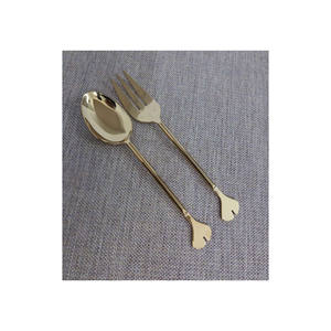 Ensemble de service à salade en acier inoxydable pour hôtel et table couverts design fleuri de bonne qualité ensemble de service à salade avec plaqué or - Product Image 2