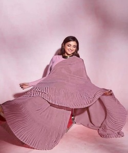 Vêtement de fête Satin Soie Saree avec Contras Blouse Pièce Indien Femmes Porter Sari Bas Prix En Gros Surat ApparelGarment - Product Image 5