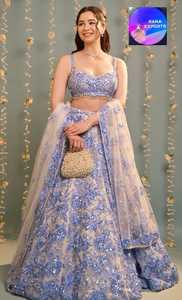 Lehenga de mariée à sequins bleus brodés à la main de luxe avec chemisier et Dupatta, parfait pour les mariages et les fêtes - Product Image 2
