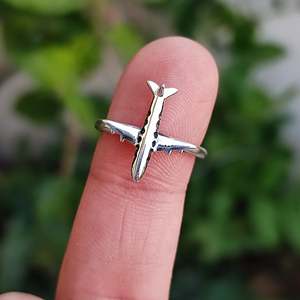 Anillo de Plata de Ley 925 Hecho a Mano con Diseño de Avión de Navya Craft para Mujer, Regalo Elegante para Cumpleaños, Aniversario, Boda - Product Image 3