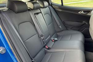 KIA STINGER GT1 AWD 2022 USADO, Volante a la Izquierda/Derecha - Product Image 4