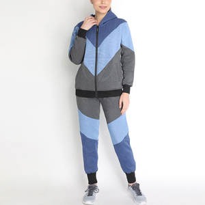 Survêtements pour femmes en coton et polyester décontractés à capuche pour l'hiver, vente en gros, séchage rapide, légers, écologiques, manches longues - Product Image 1