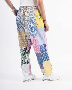 Vente en gros de pantalons harem patchwork toutes saisons avec taille élastique vêtements de festival d'été pour femmes et hommes avec poches - Product Image 4