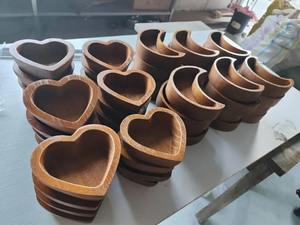 ถ้วยไม้รูปหัวใจคุณภาพส่งออก ถาดใส่เทียนแบบเรียบง่าย ปลอดภัยสำหรับเทียน ของตกแต่งบ้าน พร้อมส่งออก ราคาจากอินเดีย - Product Image 4