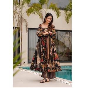 Hautement recommandé Anarkali kurti pour la collection d'été avec pantalon assorti et Dupatta disponibles au meilleur prix - Product Image 1