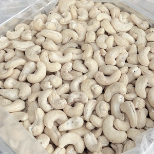 ถั่วเม็ดมะม่วงหิมพานต์ออร์แกนิกเม็ดมะม่วงหิมพานต์ WW180 WW240 WW320กันลื่นราคาถูก - Product Image 1