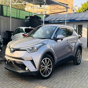 2.0L C-HR รถมือสองความสบาย2018 2019 2020ในสต็อกสภาพดีเยี่ยมประสิทธิภาพดีเยี่ยมใช้งานได้ค่อนข้างดีและใหม่ - Product Image 6