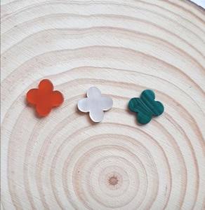 Best Quality <b>Mother</b> <b>Of</b> <b>Pearl</b> Loose Clover Carving Gemstone Size 12-15mm For Summer Sale <b>Jewelry</b> Making For Gift Making Gemstone - Product Image 2