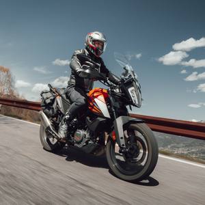 Casco Deportivo de Estilo Retro Airoh Connor Desperado con Doble Visera y Diseño Predator, Material de PC Naranja Mate, Unisex, Tallas XS/S/M/L - Product Image 3