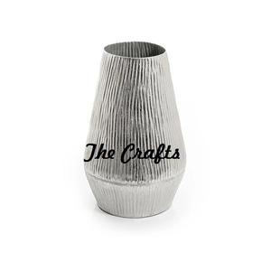 Florero de aluminio color plata con la mejor calidad, accesorios de decoración para el hogar y bodas, maceta. - Product Image 3