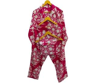 ชุดนอนผู้หญิงชุดนอนผ้าฝ้ายบริสุทธิ์ลายนกชุดนอนแบบติดกระดุมสำหรับใส่ในเลานจ์ - Product Image 1