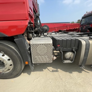 Camion tracteur professionnel d'occasion Shacman M3000 6x4 10 roues 40 tonnes 380/430 ch à vendre en Afrique et en Amérique du <span class=keywords><strong>Sud</strong></span> - Product Image 3