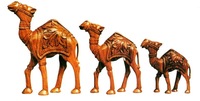 Sculpture de chameau géométrique moderne en bois artisanal, personnalisable en couleur/taille, rotative, pour chambre/bureau