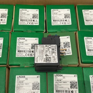 Schneider TeSys LRD Series LRD12 5,5-8A MV & HV Contactores de voltaje Relé de sobrecarga térmica diferencial con 1,6-6A - Product Image 3