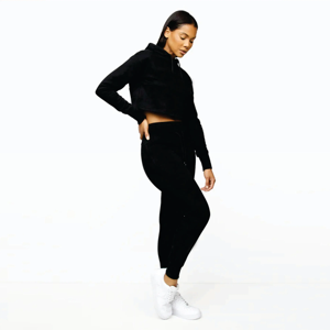 Couleur noire unie Meilleure vente Meilleur prix Femmes Crop Top Hoodies Léger Personnalisé Femmes Crop Top Hoodies - Product Image 1