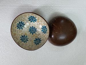 Bol en coquille de noix de coco poli de haute qualité, écologique, au design minimaliste, pour la vaisselle de cuisine à domicile, fabriqué au Vietnam - Product Image 5