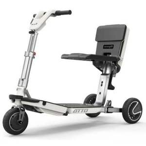 Fauteuil roulant pliable de voyage léger et électrique de haute qualité Attos, taille standard, batterie au lithium - Product Image 1
