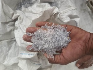 Rebroyé/ferraille de tuyaux en PVC rigide, ferraille médicale en PVC, ferraille de profil de fenêtre en PVC à vendre - Product Image 4