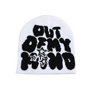 Vente en gros 100% Chapeaux d'hiver unisexe en acrylique Bonnet tricoté en jacquard de haute qualité Fabricant OEM pour des conceptions personnalisées pour le voyage - Product Image 4