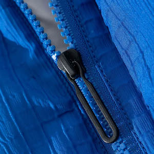 Chaqueta acolchada metálica de invierno Unisex de alta calidad, diseño impermeable con capucha gruesa, soporte de tela de lona holgada para hombres y mujeres - Product Image 4