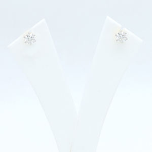 Boucles d'oreilles clous en or jaune 14 carats avec diamants de laboratoire certifiés IGI, cadeau de luxe pour femme, bijoux fins contemporains, international B2B - Product Image 5