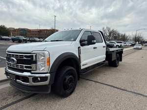 Camión de Plataforma F-550 2023, Motor de Gasolina Automático, de Uso Pesado para Transporte Industrial y Comercial de Larga Distancia - Product Image 3