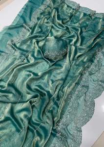 สินค้ามาใหม่ ชุดส่าหรีผ้าชีฟอง Fendy รุ่น Jarkhan Dimound พร้อมเสื้อคลุม ชุดส่าหรีผ้าชีฟอง Fendy สุดหรู ประดับด้วยงานเพชร Jarkhan อย่างดี - Product Image 2