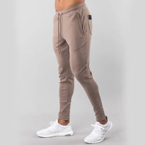 Pantalones de chándal informales para hombre con decoración bordada Último diseño Servicios OEM para ropa de hombre Precio bajo y buen material - Product Image 2